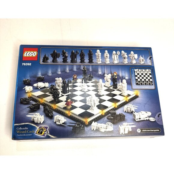 LEGO Harry Potter: Hogwarts Wizard's Chess (76392) - Picture 2 of 2